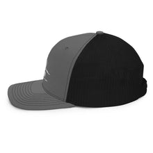 Charger l'image dans la galerie, Afan white embroid logo trucker cap