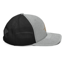 Charger l'image dans la galerie, Afan gold embroid logo trucker cap