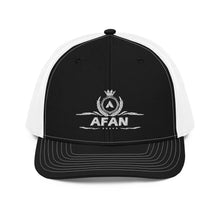 Charger l'image dans la galerie, Afan white embroid logo trucker cap
