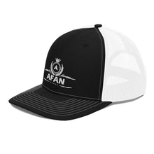Charger l'image dans la galerie, Afan white embroid logo trucker cap
