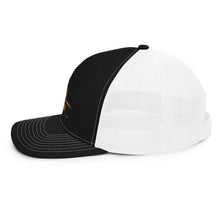 Charger l'image dans la galerie, Afan gold embroid logo trucker cap
