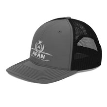 Charger l'image dans la galerie, Afan white embroid logo trucker cap
