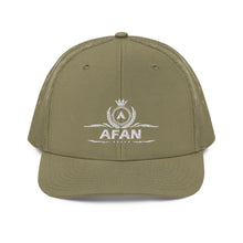 Charger l'image dans la galerie, Afan white embroid logo trucker cap
