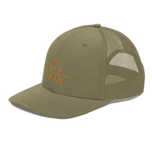 Charger l'image dans la galerie, Afan gold embroid logo trucker cap
